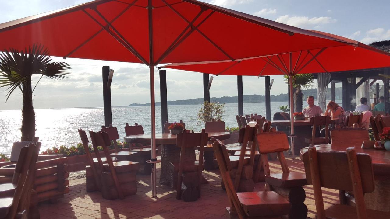 Ferienhaus "Biberburg Am Haff" Garz  المظهر الخارجي الصورة